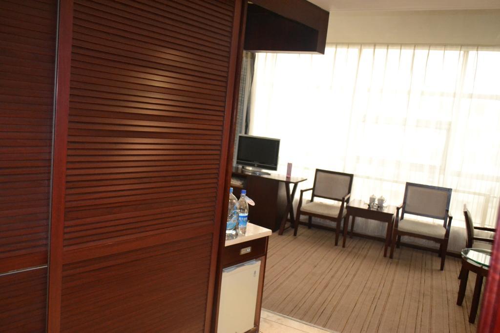 Datong Jinhe Kailong Hotel Exterior foto
